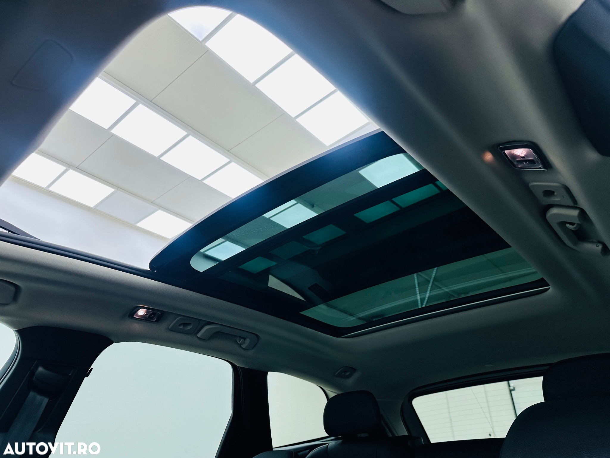 Volvo XC 60 - 35