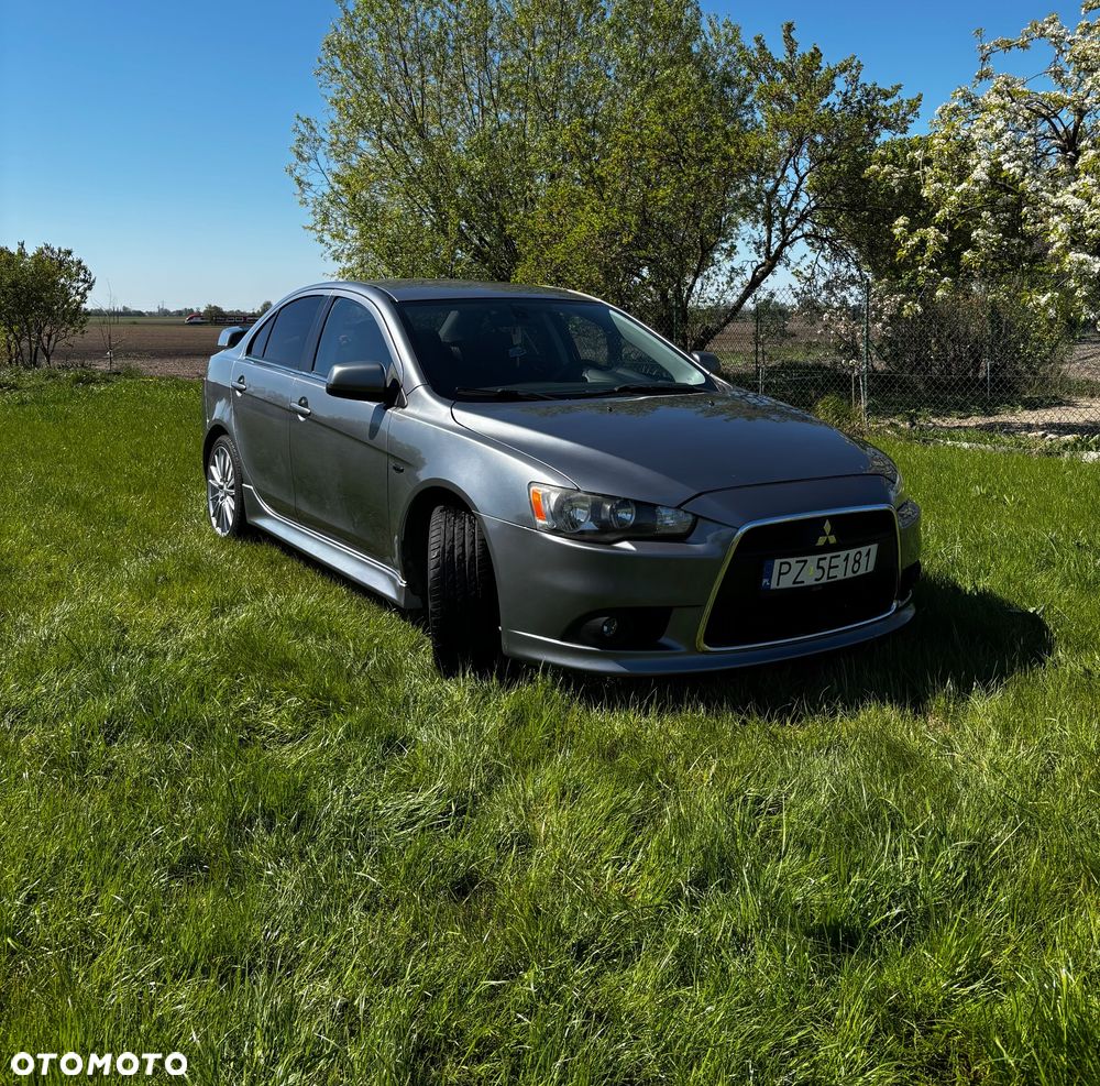 Mitsubishi Lancer 1.8 Intense - 3