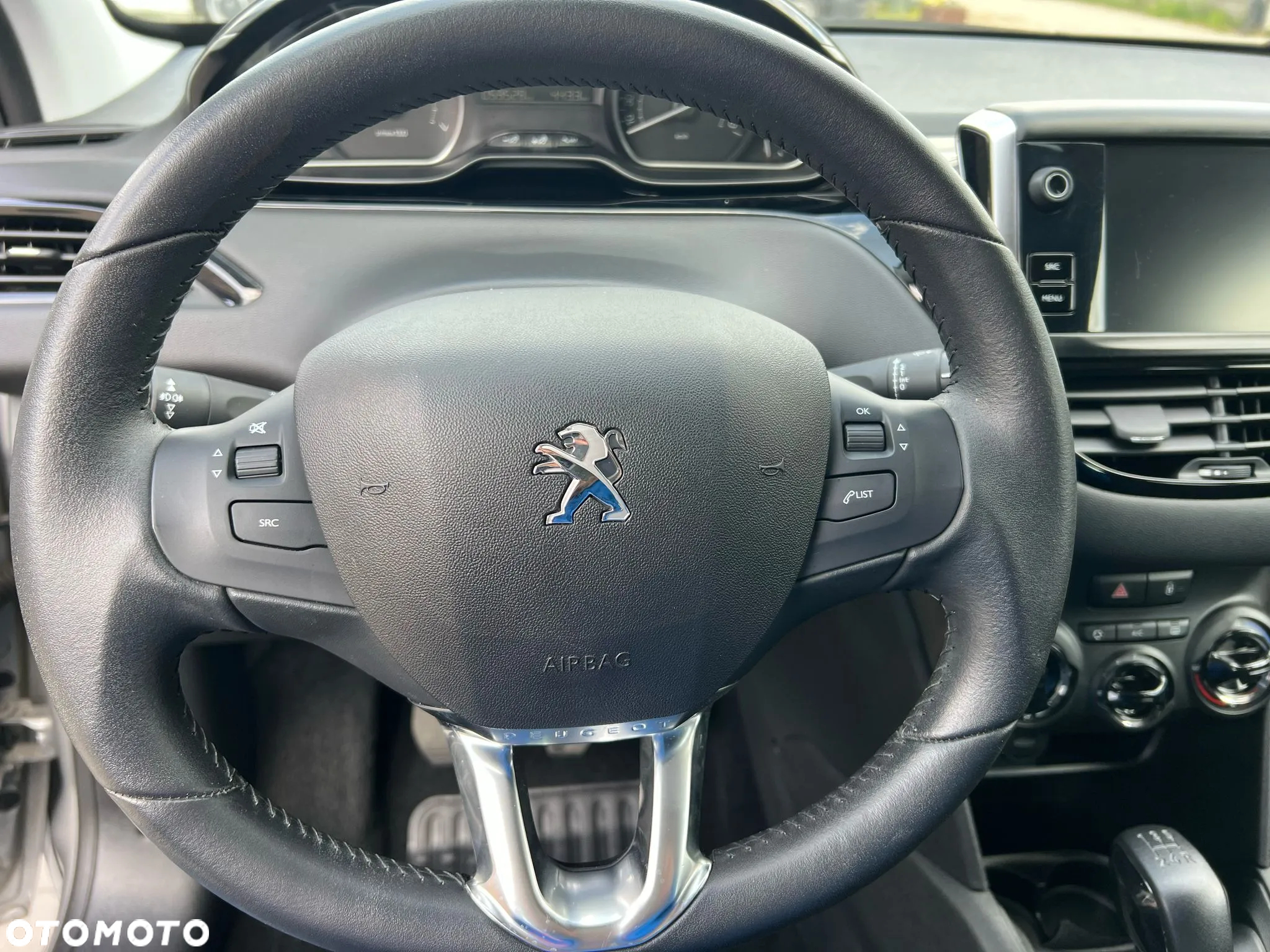 Peugeot 208 1.2 PureTech Style - 15