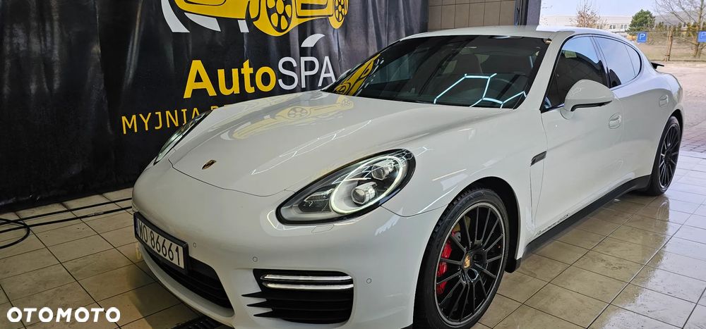 Porsche Panamera - 18