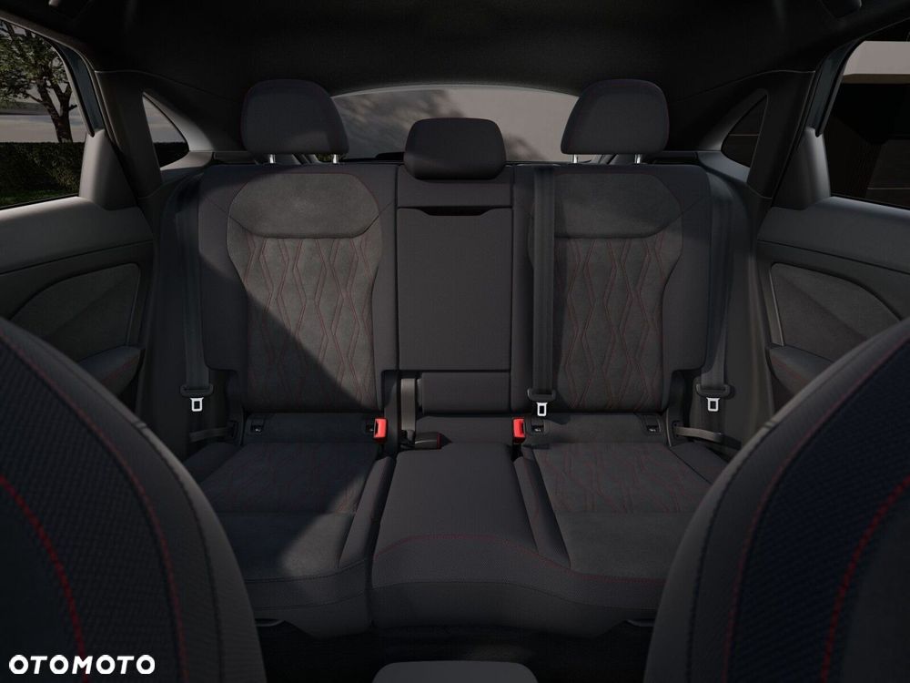 Audi Q3 Sportback - 9