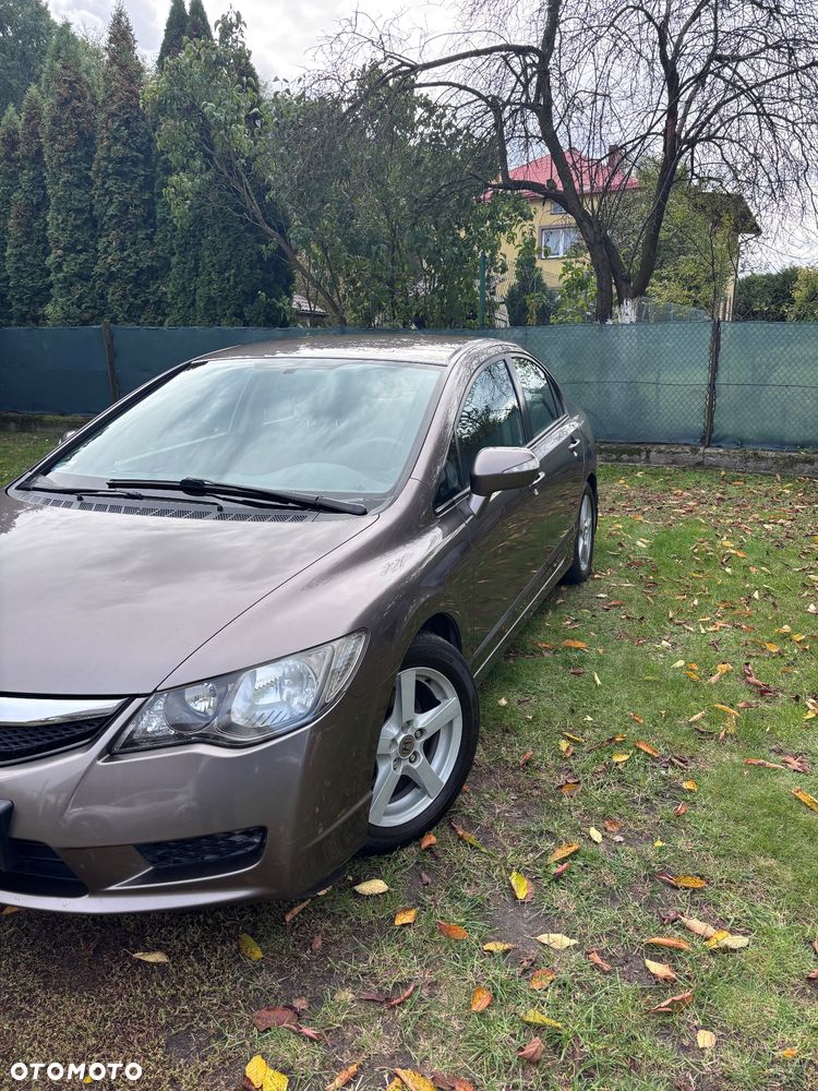 Honda Civic 1.8 Comfort - 3