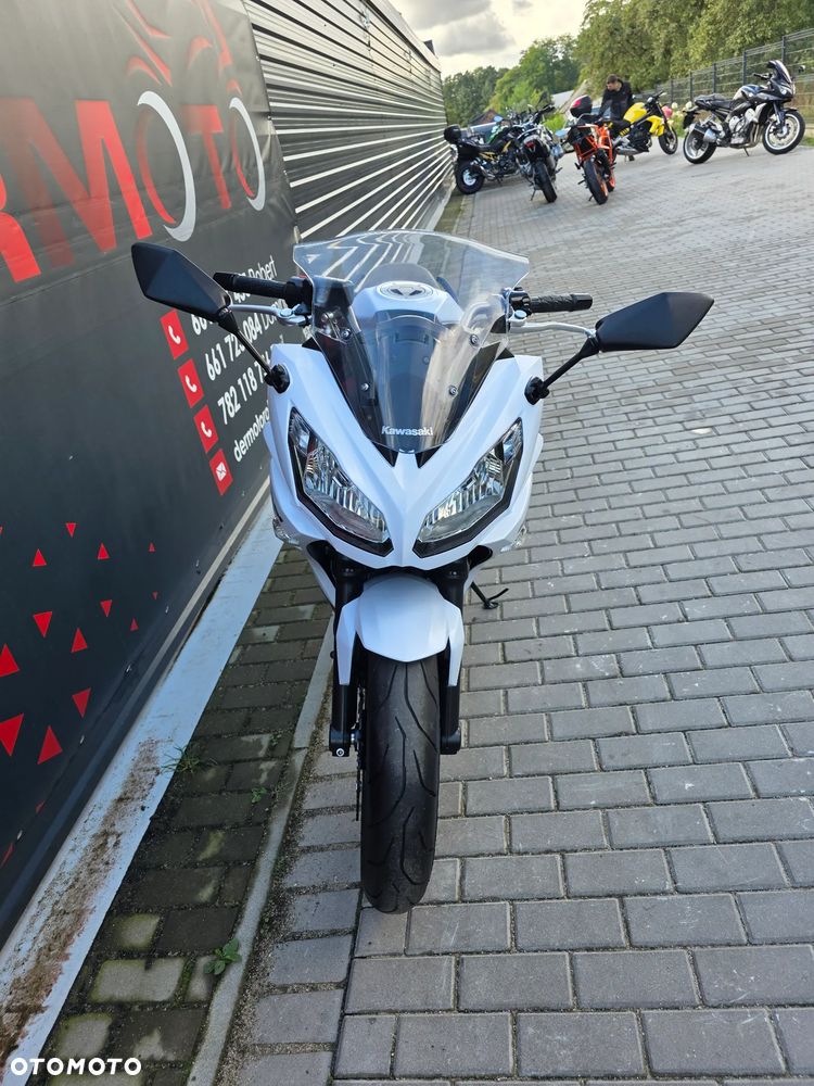 Kawasaki ER - 19