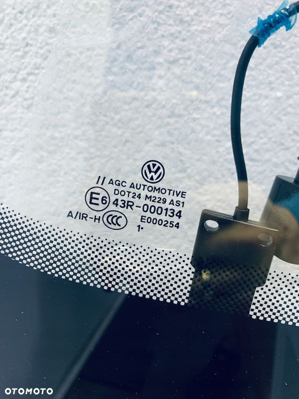 Szyba czołowa VW GOLF SPORTSVAN 2016- SOLAR+SENSOR+GRZANIE ORYGINAŁ - 2