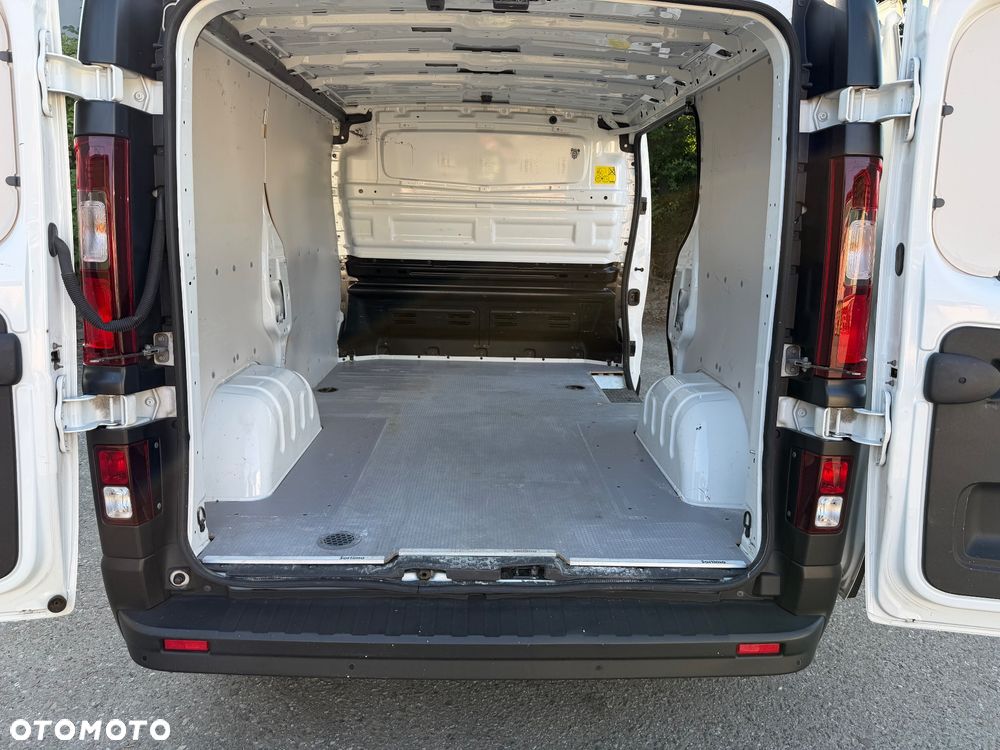 Opel VIVARO - 18