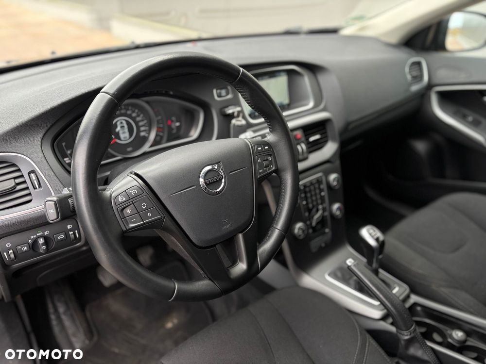 Volvo V40 D2 Kinetic - 15