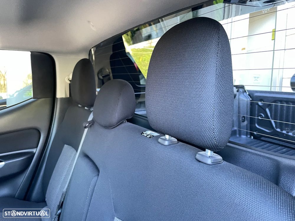 Mitsubishi L200 2.3 DI-D CD Invite Strakar Look 2WD - 26