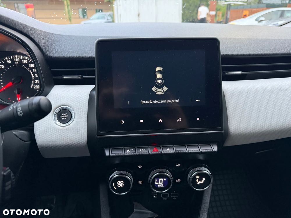 Renault Clio - 14