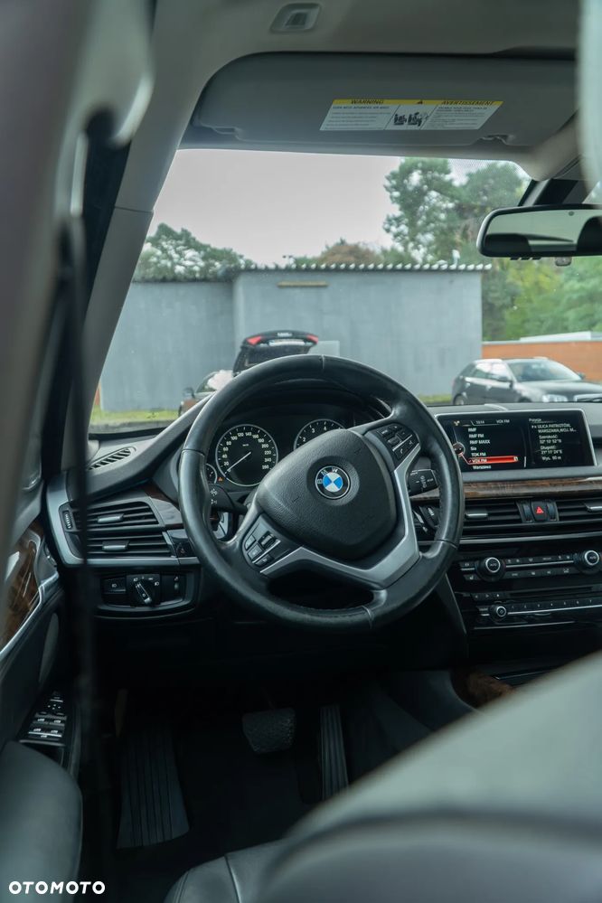BMW X5 xDrive35i Edition Exclusive - 15
