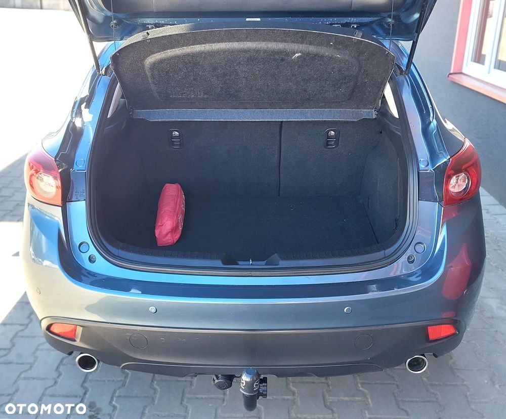 Mazda 3 - 9