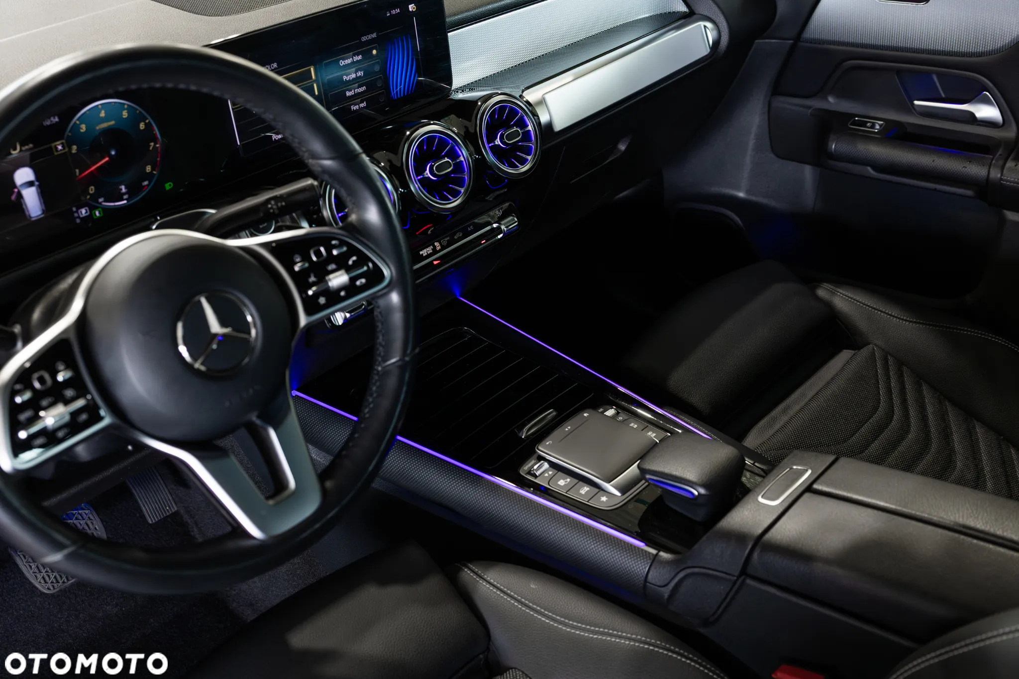 Mercedes-Benz GLB 200 7G-DCT - 17