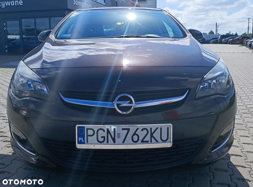 Opel Astra 1.4 Turbo 150 Jahre - 2