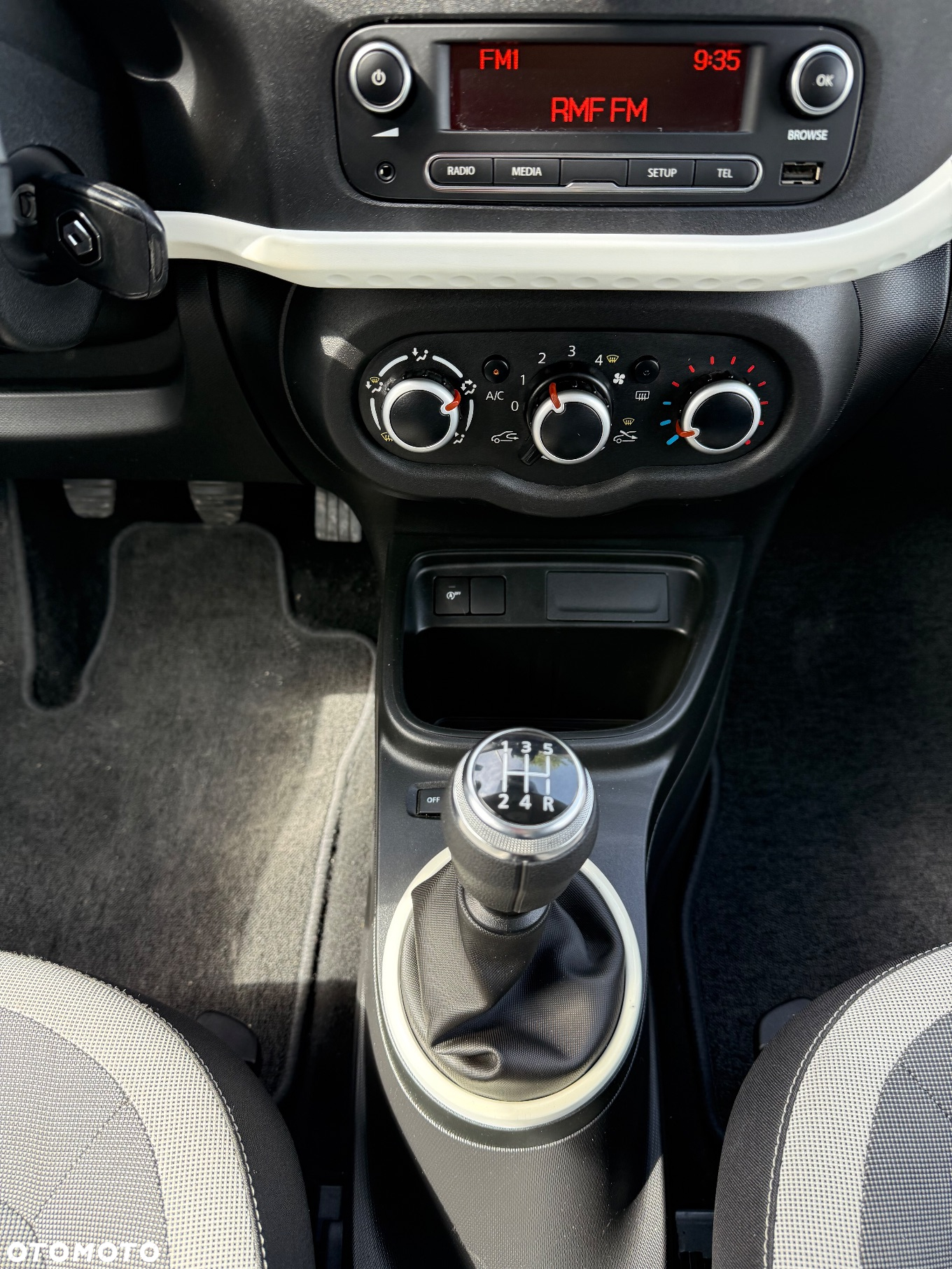 Renault Twingo SCe 65 LIMITED - 28