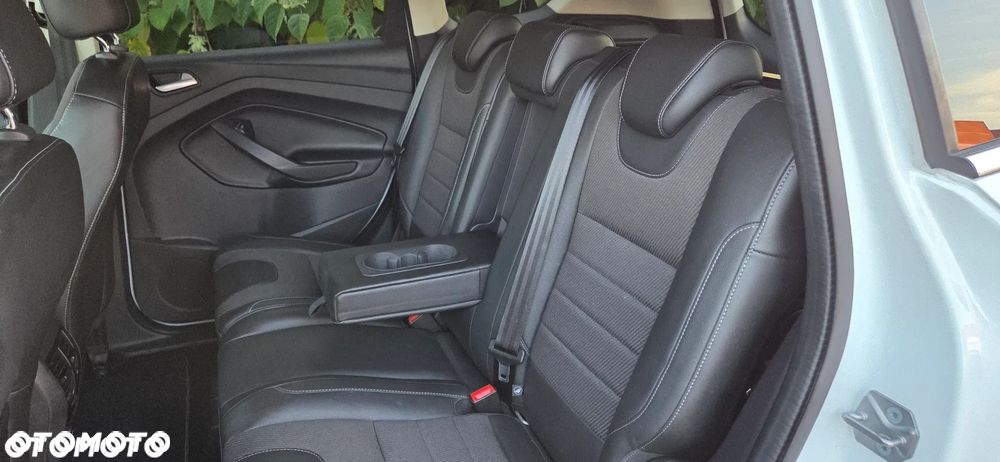 Ford Kuga 1.5 EcoBoost FWD Titanium ASS MMT6 - 38