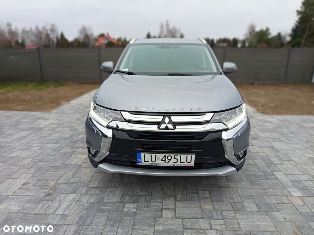 Mitsubishi Outlander 2.0 Intense + Navi 4WD CVT - 1