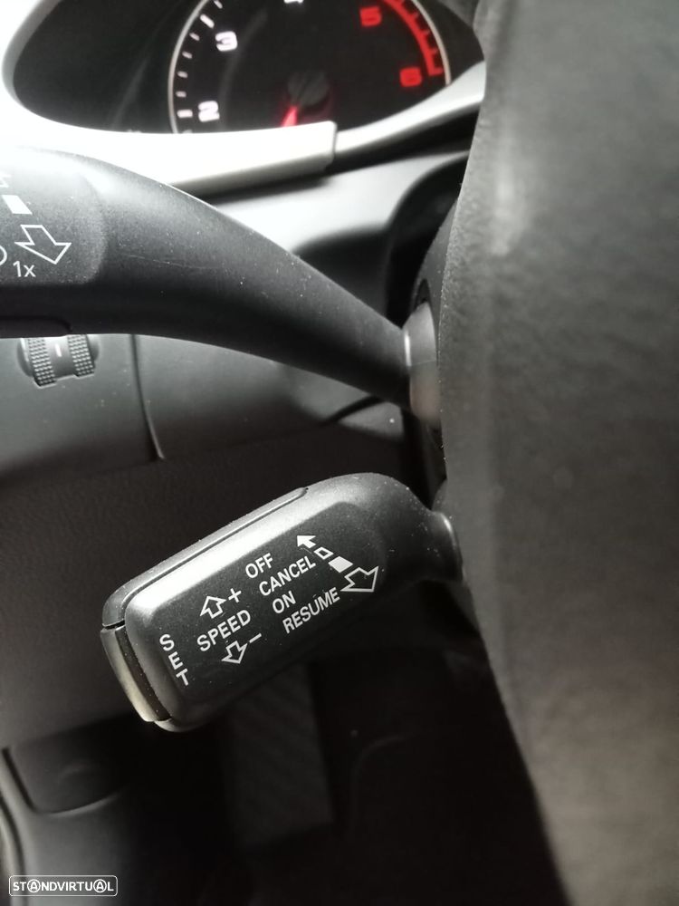 Audi A4 Avant 2.0 TDi Sport Multitronic - 38