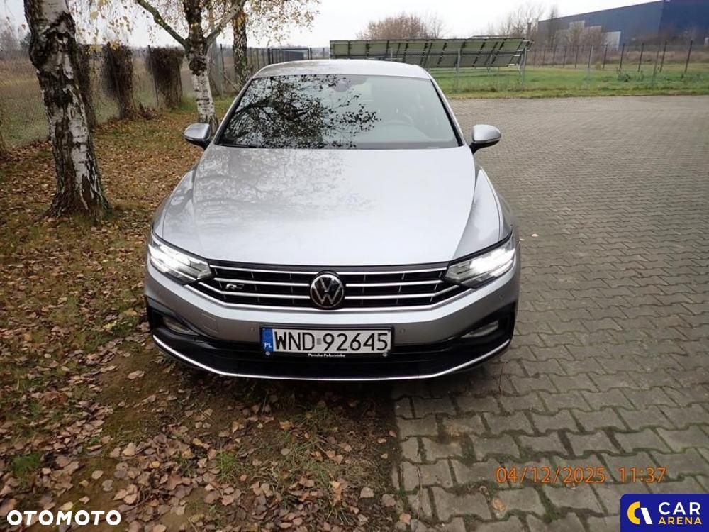 Volkswagen Passat - 9