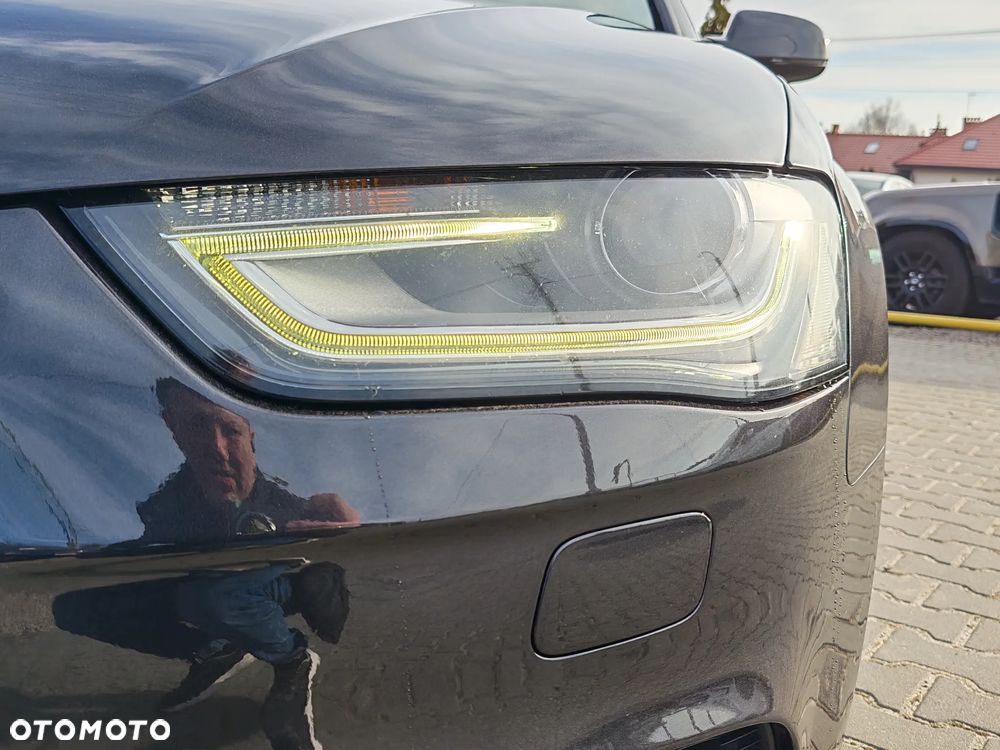 Audi A4 Limousine - 15