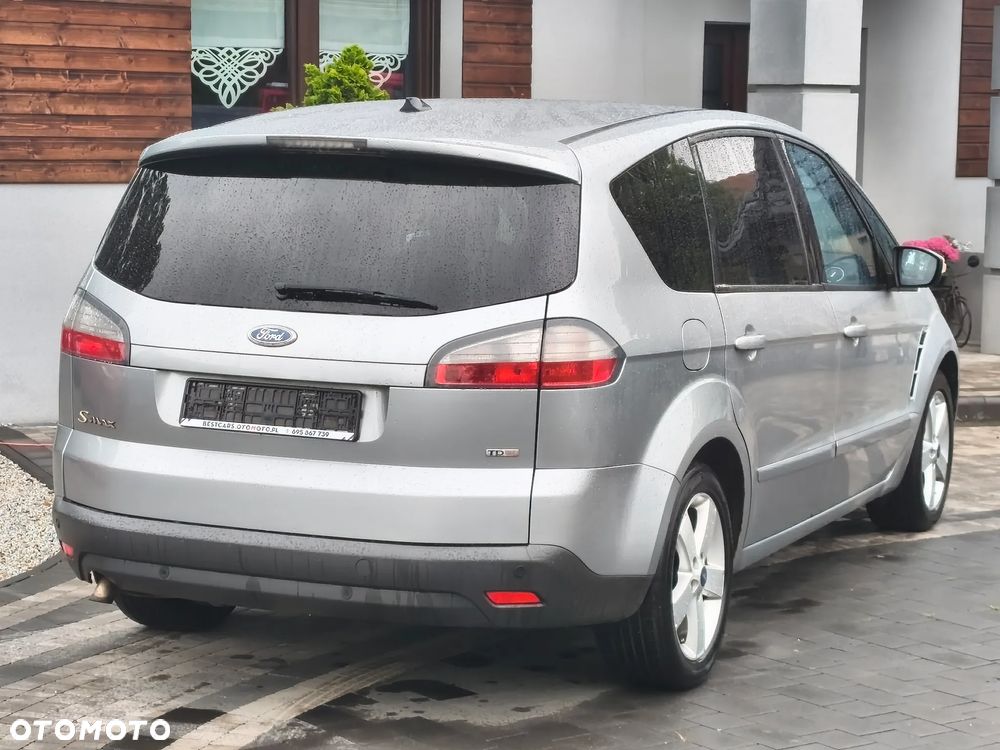 Ford S-Max 2.0 TDCi DPF Titanium - 17