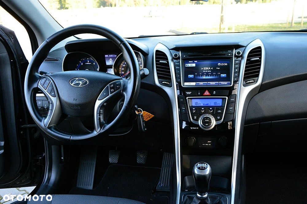 Hyundai i30 1.6 CRDi BlueDrive Comfort - 8