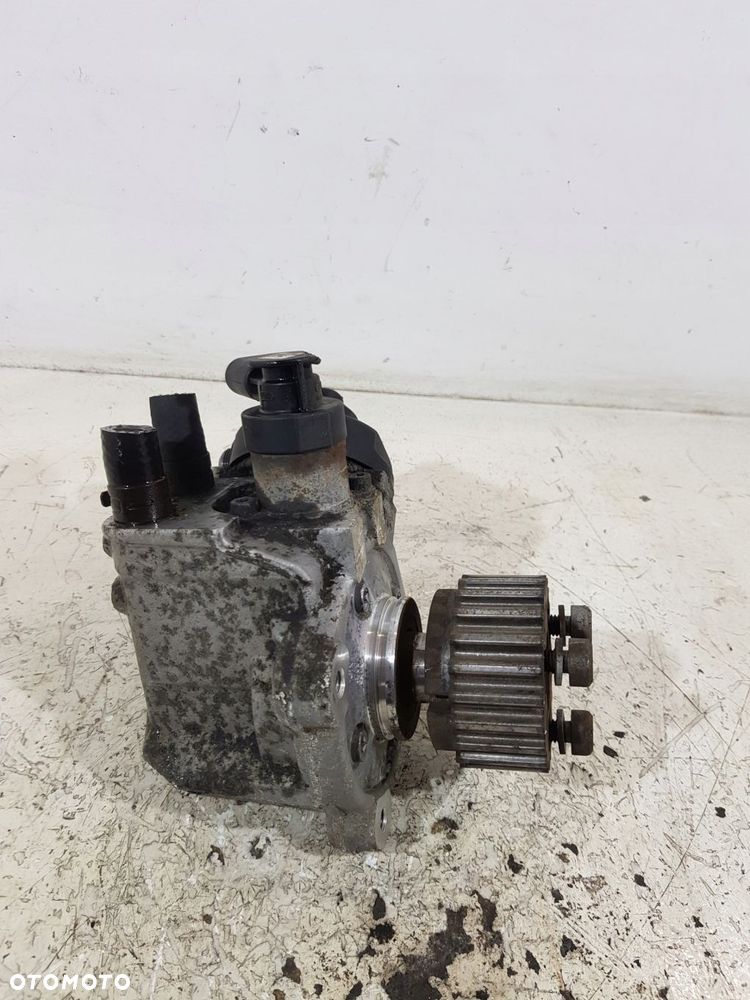 pompa wtryskowa 03l130755j 0445010520 vw t5 t6 2.0 tdi caa - 11