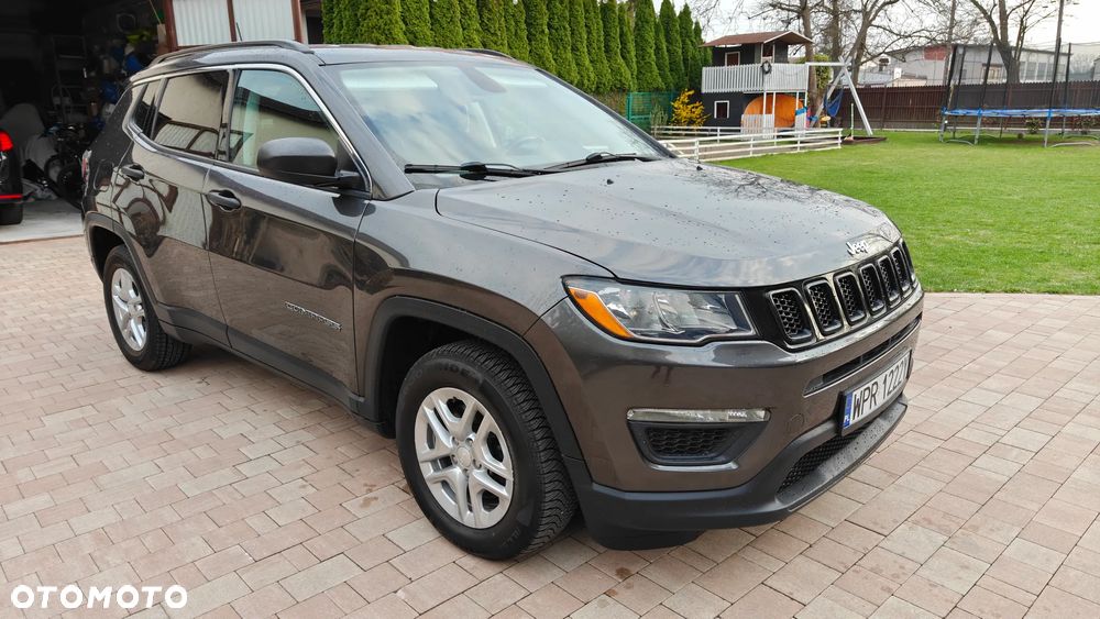 Jeep Compass - 1