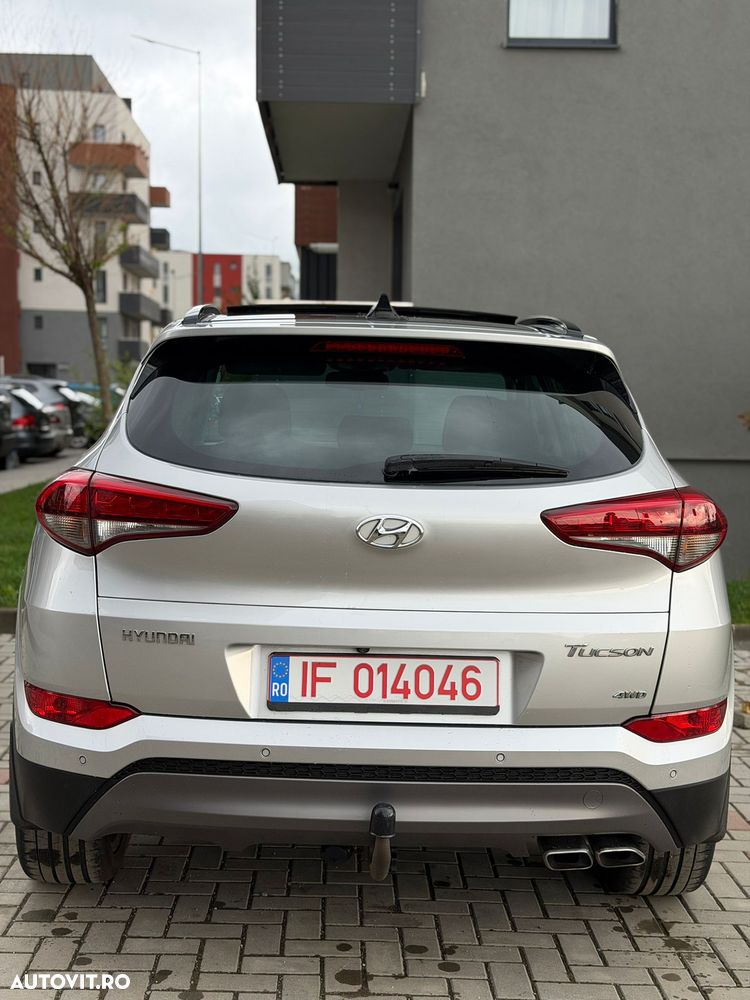 Hyundai Tucson 2.0 CRDI 4WD Automatik Premium - 4