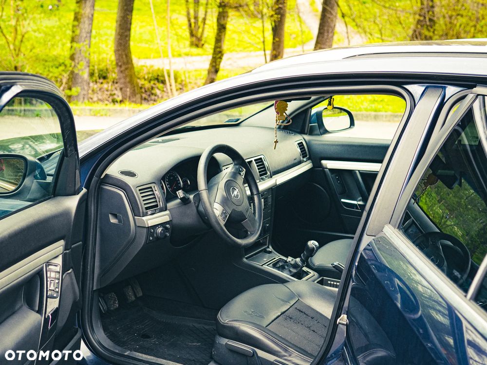 Opel Vectra 1.9 CDTI DPF Cosmo Plus - 11