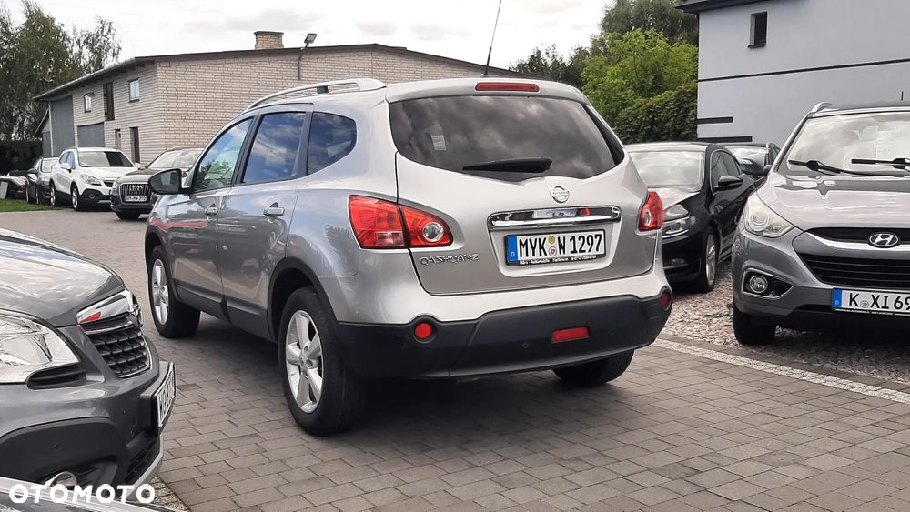Nissan Qashqai+2 - 4