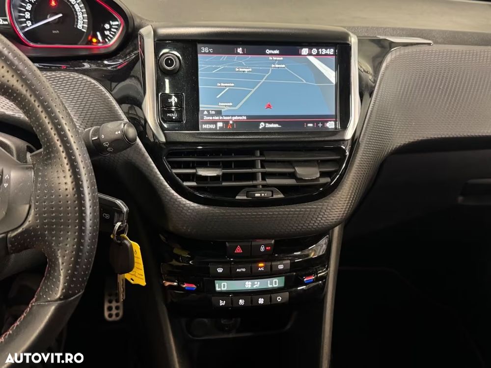 Peugeot 2008 1.2 PureTech Turbo GT-Line - 13