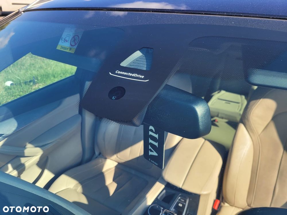 BMW X6 xDrive40d - 26