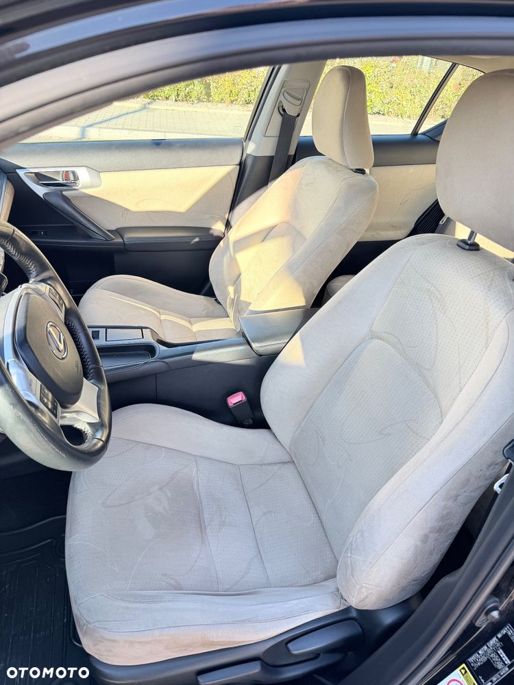 Lexus CT 200h Comfort - 8