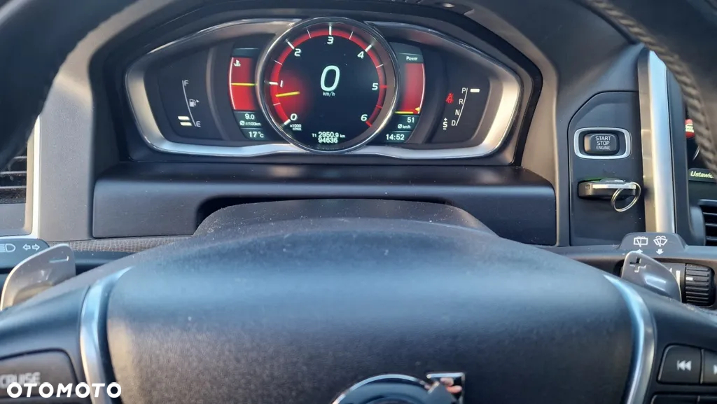 Volvo XC 60 D5 AWD Geartronic Summum - 38