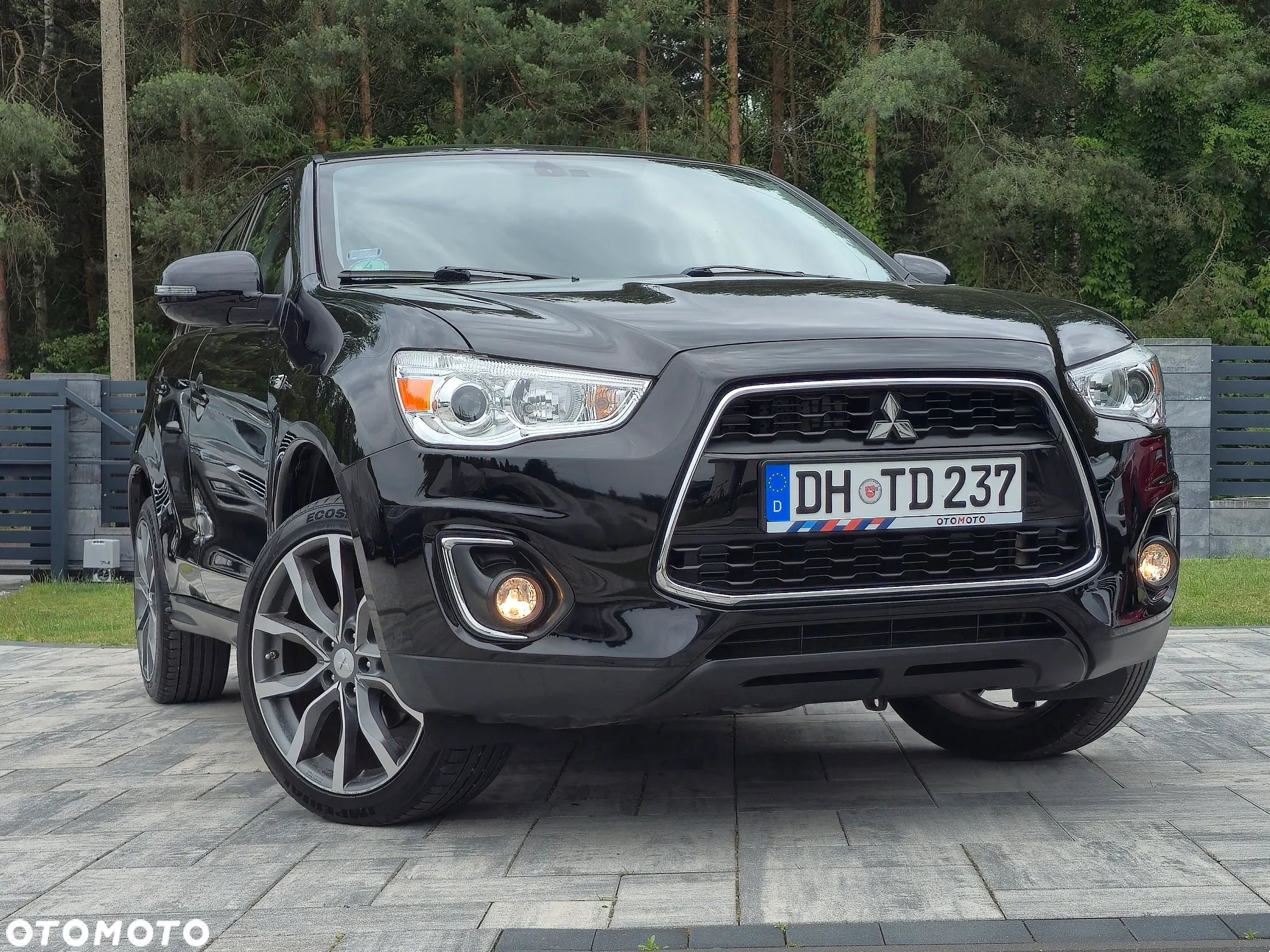 Mitsubishi ASX 1.6 2WD Diamant Edition - 2