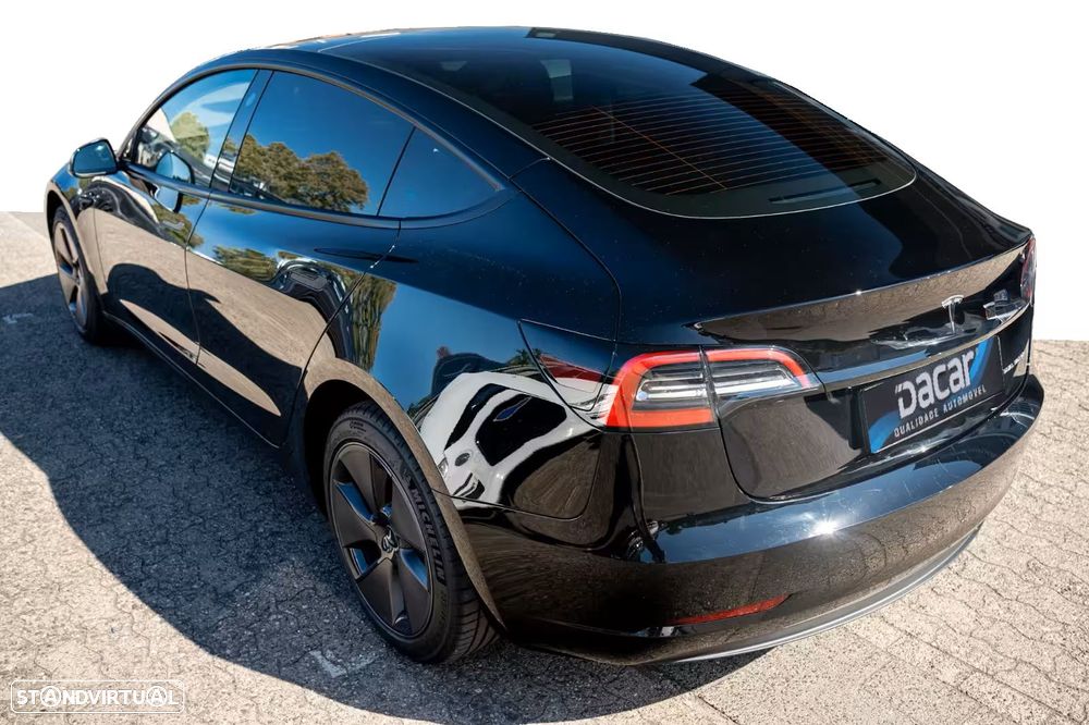 Tesla Model 3 Long Range Tração Traseira - 4