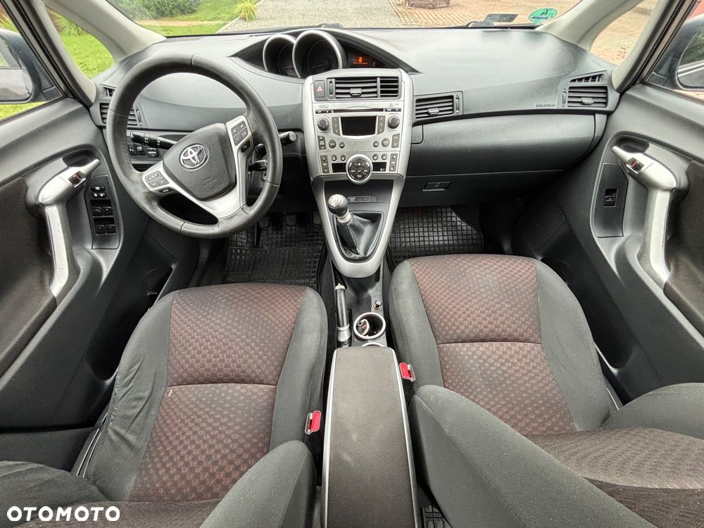 Toyota Verso 1.6 Luna EU5 - 6