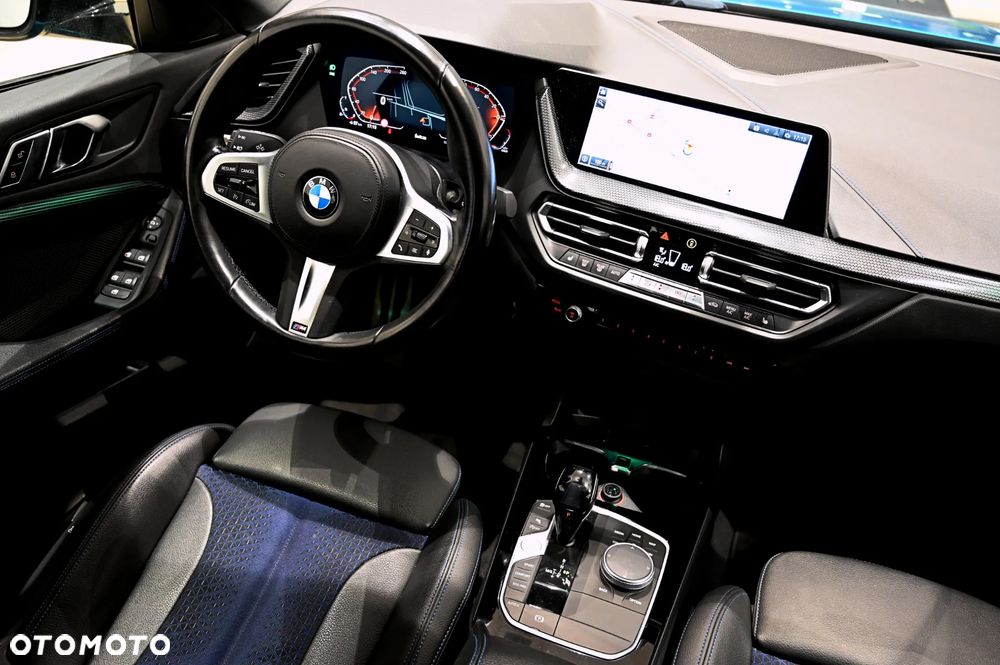 BMW Seria 2 218i M Sport - 12