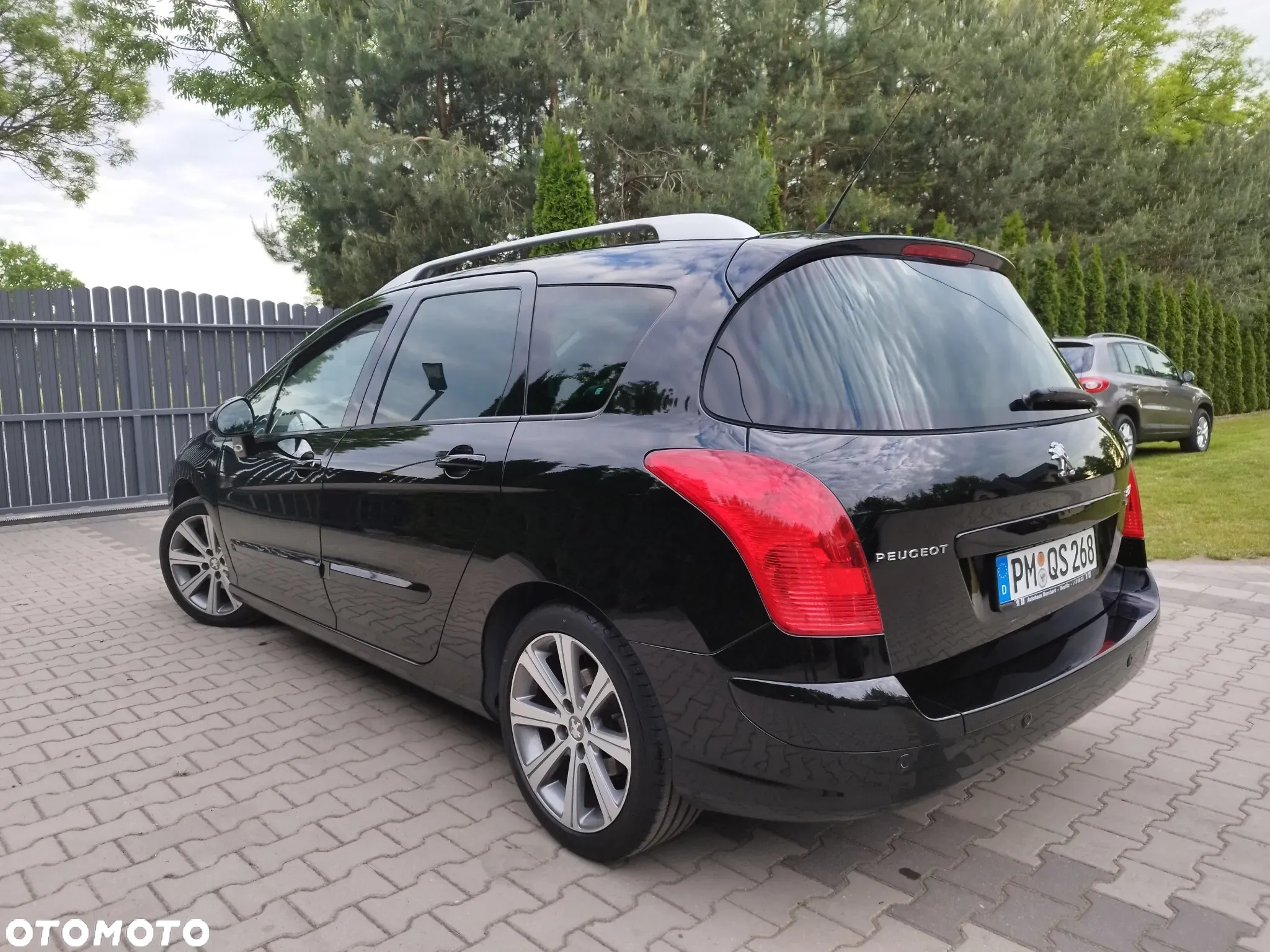 Peugeot 308 SW HDi FAP 110 EGS6 Premium - 4