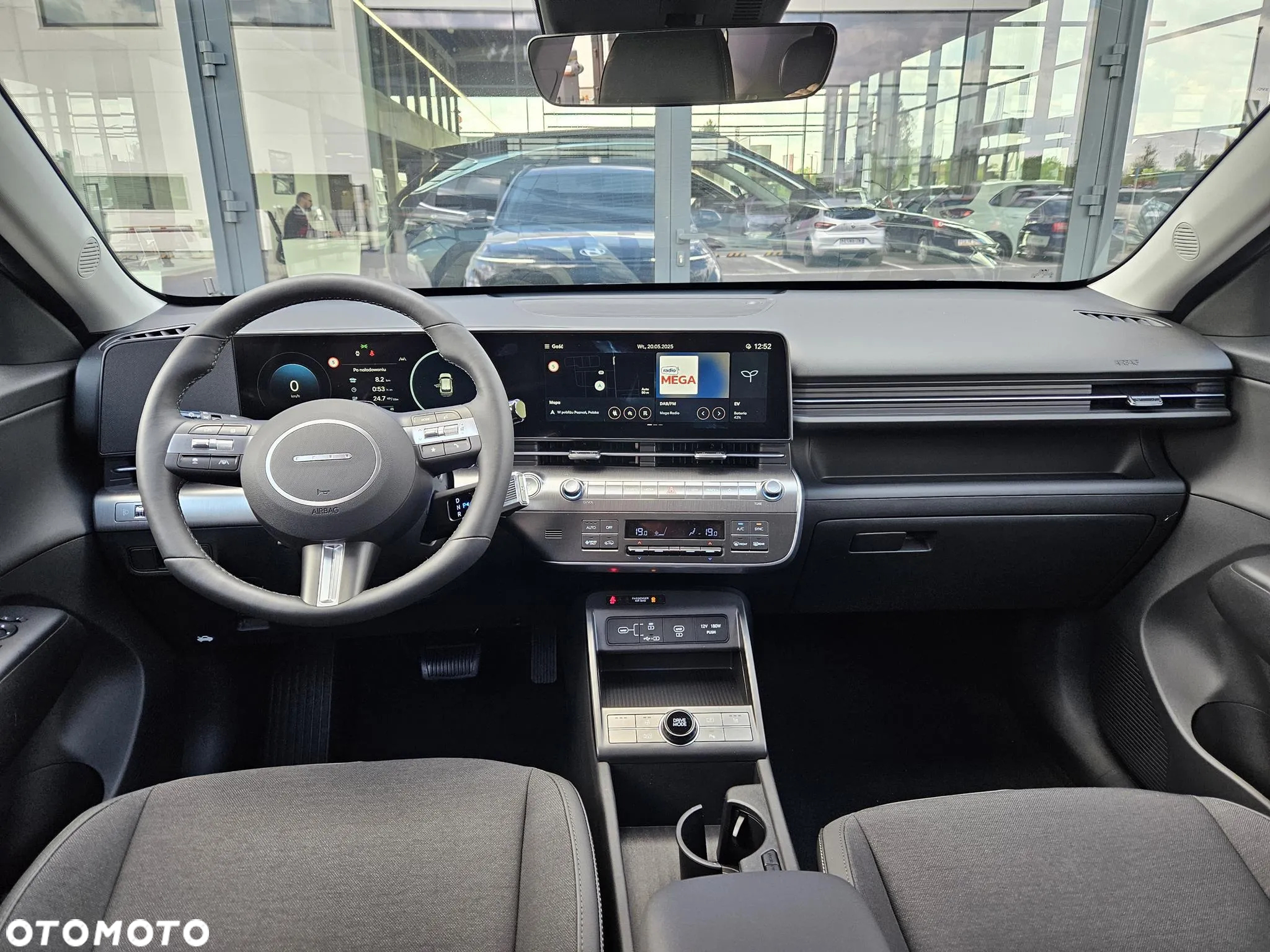 Hyundai Kona Electric 65kWh Executive - 13