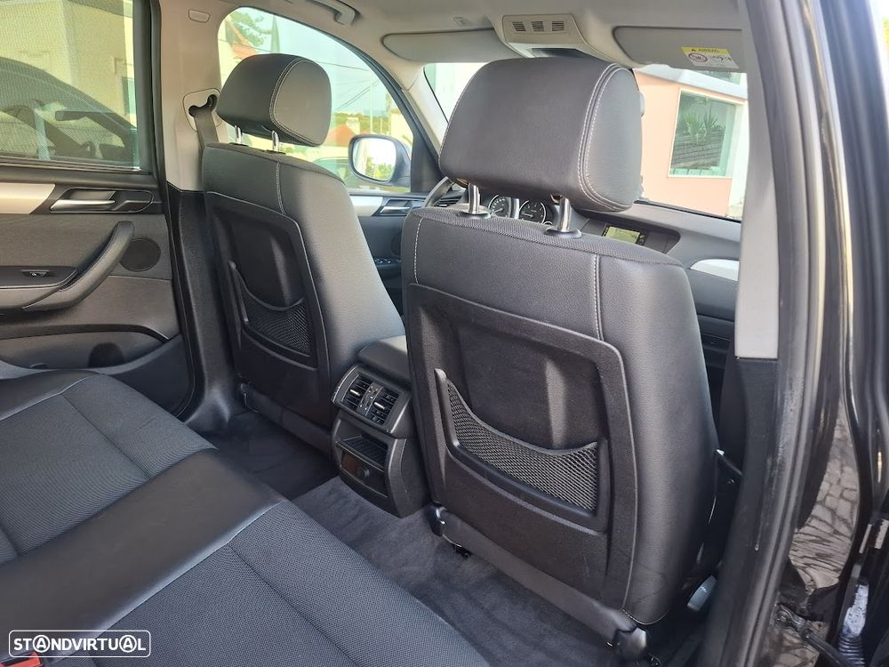 BMW X3 18 d sDrive Auto - 36