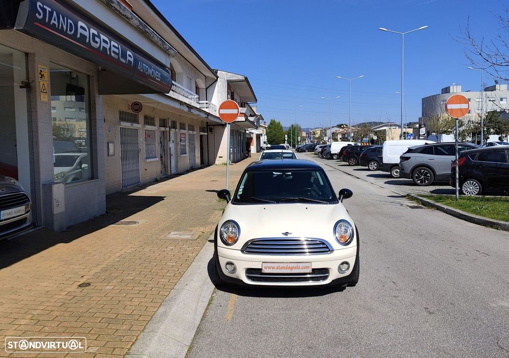 MINI 3 Portas Cooper D - 2