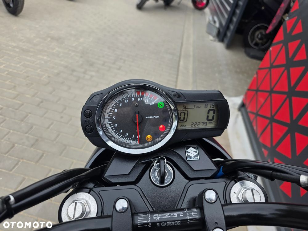 Suzuki Bandit - 16