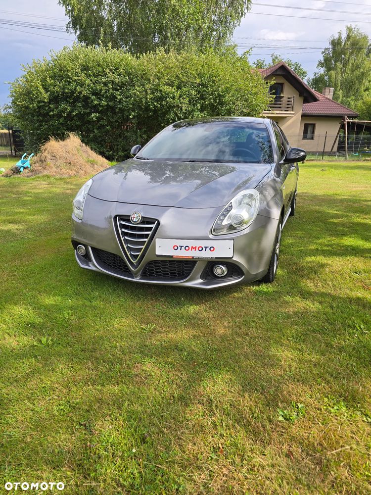 Alfa Romeo Giulietta - 2