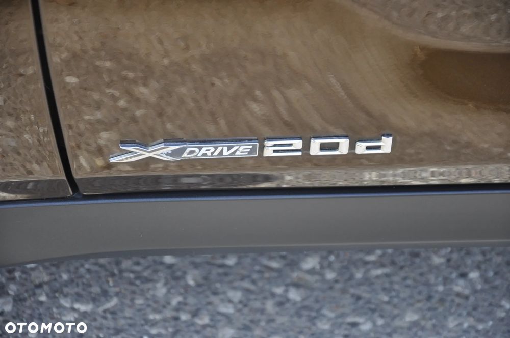 BMW X1 xDrive20d - 4