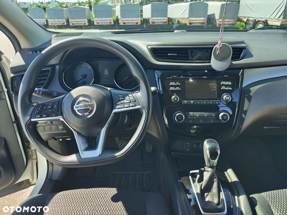 Nissan Qashqai - 15