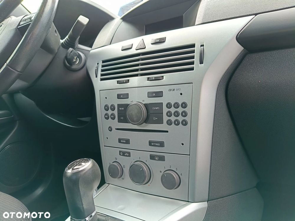Opel Astra - 12
