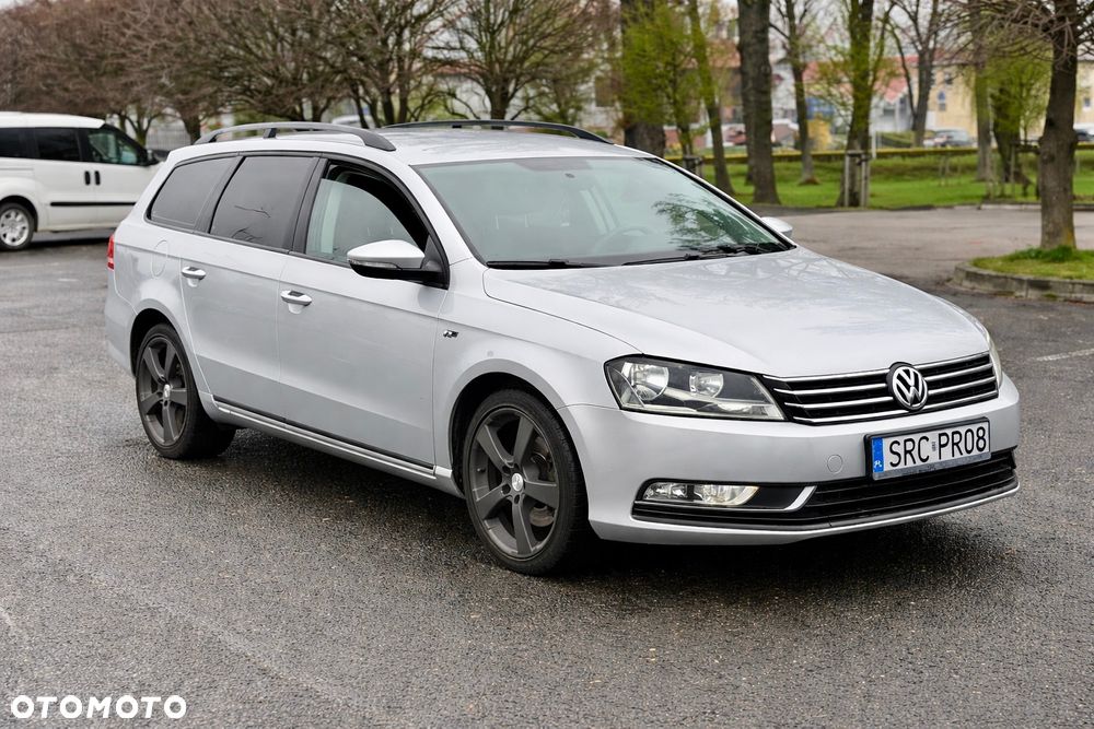 Volkswagen Passat - 2