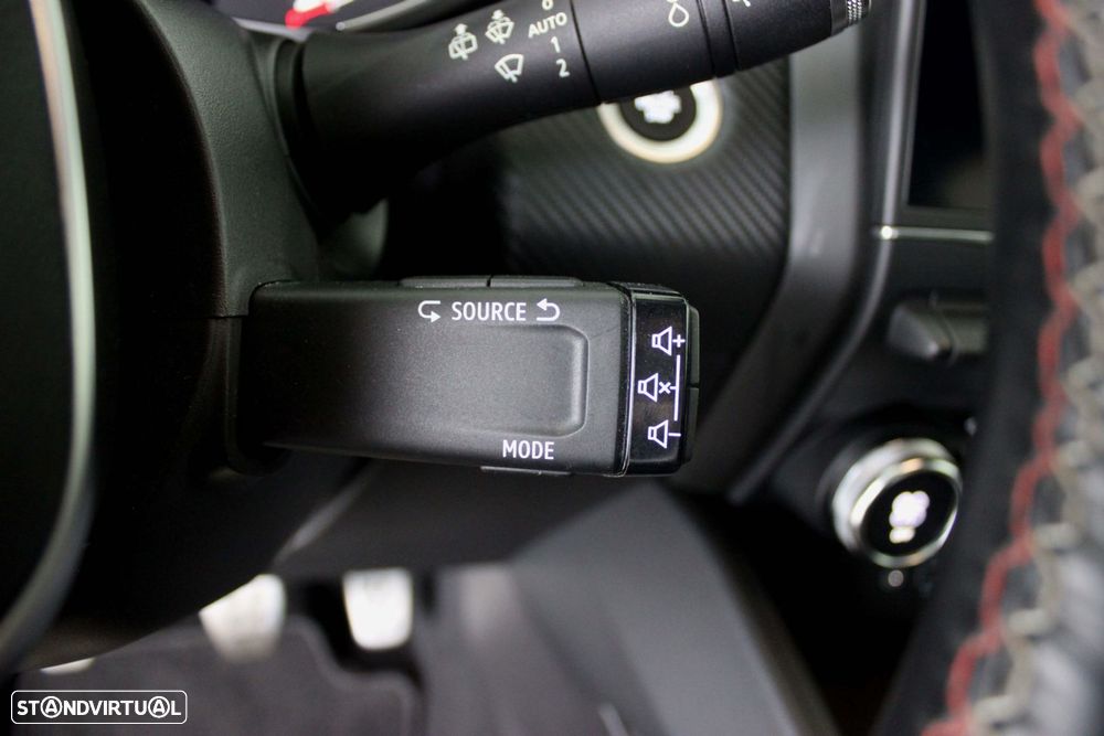 Renault Clio 1.0 TCe RS Line - 19