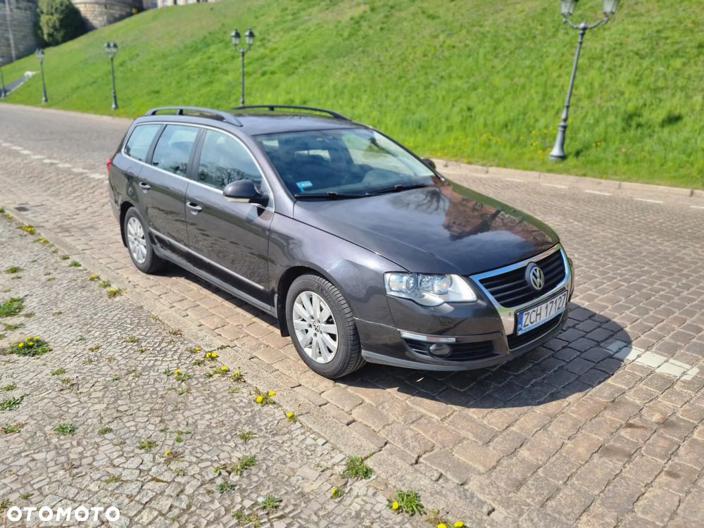 Volkswagen Passat - 3