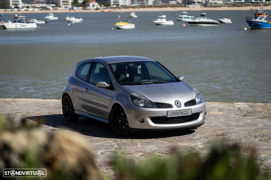 Renault Clio 2.0 16V Sport - 26